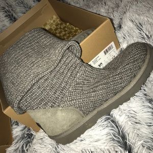 Grey Classic Cardy Uggs
